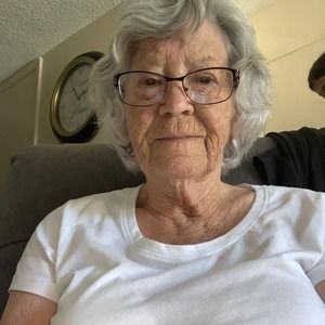 Meet your Posher, Shirley